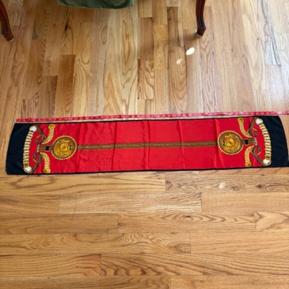 Stunning Vintage 80s Status Print Designer Inspired Silk Scarf - Picture 4 of 7